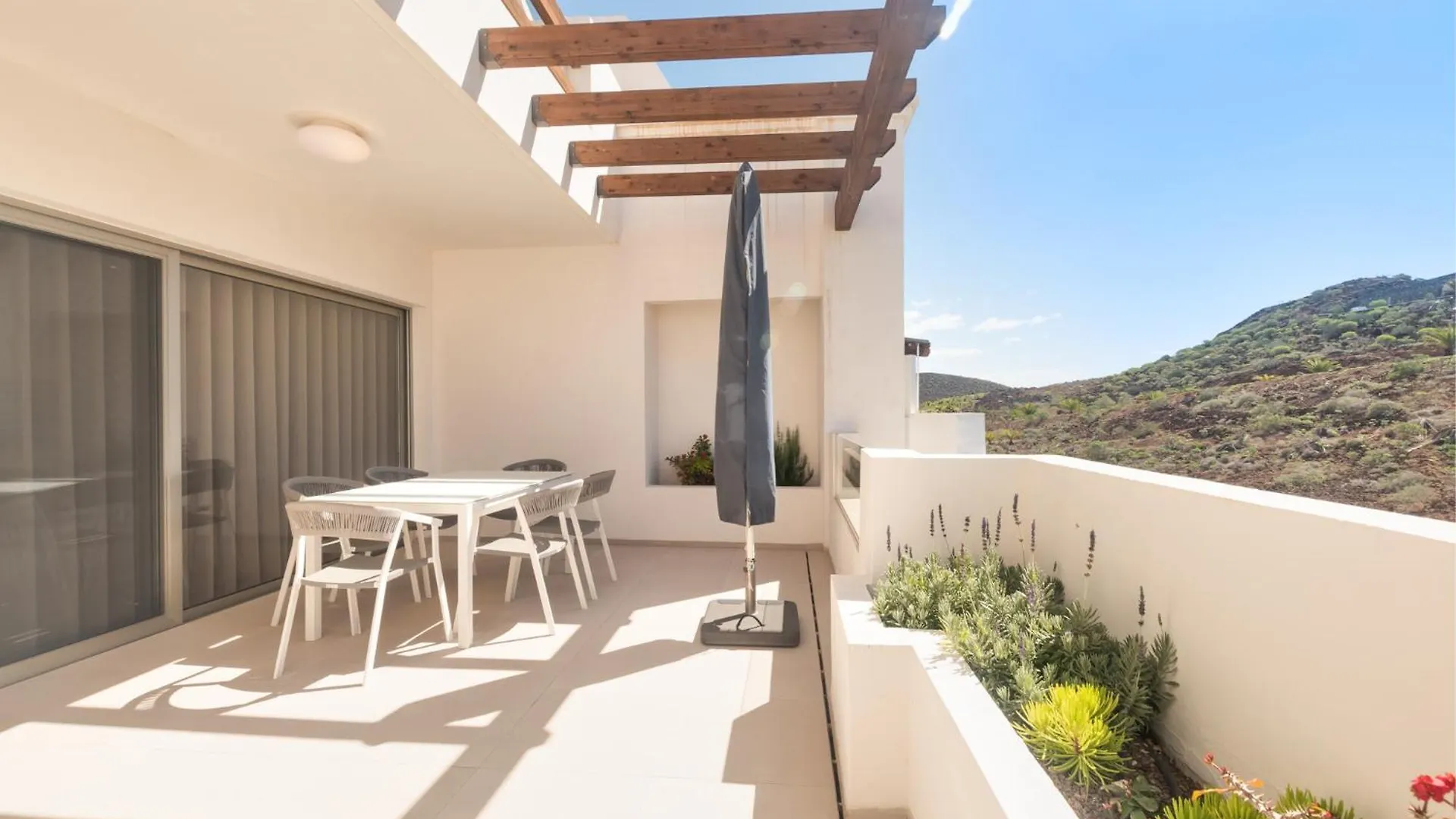 Tatil Evi Pelicar 0-5 Sea View 2B Villa Palm-mar